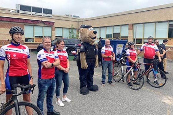 Hommage aux participants du tour cycliste du SPVM