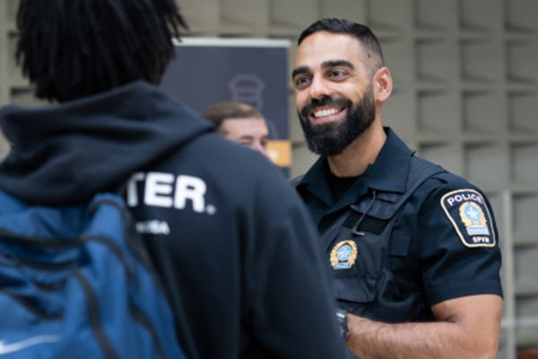 Recrutement AEC Diversité policière et profil social : Joignez-vous au SPVM !